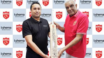 Bhaskar Thakur (left) and Satish Menon 