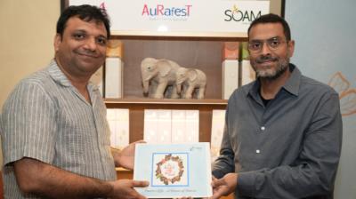 Aurafest co-founders Manojkumar Sharma (left) and Sumit Govind Sharma at the launch of an art biography book showcasing the artwork of Prachi Sharma, Sumit's late daughter.