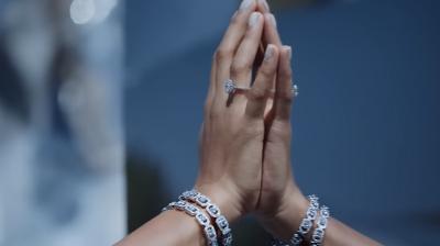 Forevermark has rolled a series of campaign's titled 'This One's For Me', to highlight its Icon collection.