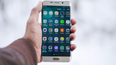 The report analysed 12,000 screens from 53 top apps available in India